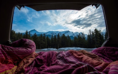 Mercedes Vito Campingausbau: Dein Weg zum flexiblen Campervan ohne Kompromisse